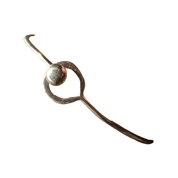 Sterling Silver Design Hammered Hook & eye bangle bracelet - Picture 1 of 7